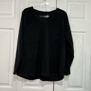 🍓 St. John’s. Ay Black Long Sleeve Fleece V-Neck Top Shirt - Size 1X